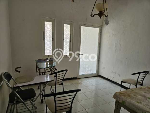 FEATURED! Rumah Asri di Rungkut, LT 180m² Bangunan 150m² FEATURED! Rumah Asri di Rungkut, LT 180m² Bangunan 150m²