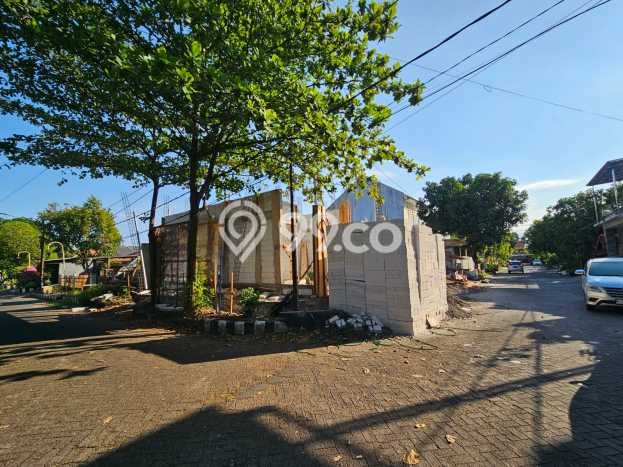 Rumah Modern Minimalis 3 KT Bisa Langsung Pindah di Rungkut Rumah Modern Minimalis 3 KT Bisa Langsung Pindah di Rungkut