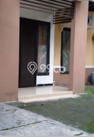 BEST LOCATION! Rumah di Jambangan, Akses ke Stasiun, 1 KM, LT 150m² LB 90m² BEST LOCATION! Rumah di Jambangan, Akses ke Stasiun, 1 KM, LT 150m² LB 90m²