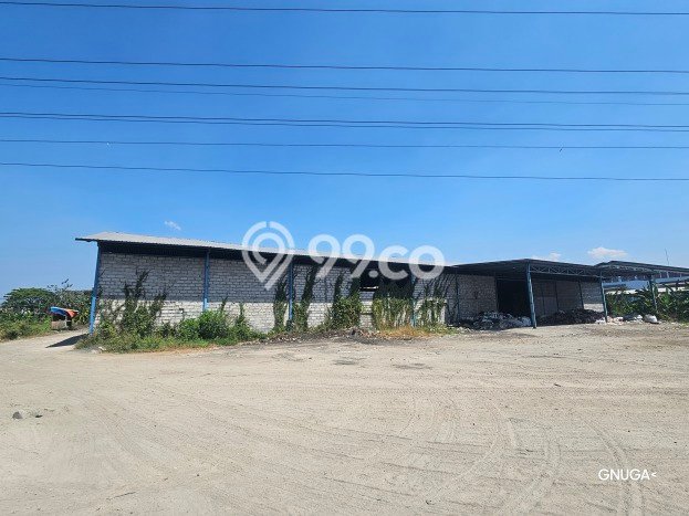 Disewakan Gudang komersial di Beji luas bangunan 1200m2 Disewakan Gudang komersial di Beji luas bangunan 1200m2