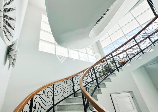 Hunian Ideal dengan LT 1000m2 & LB 850m2 Dikontrakkan di Cemagi Hunian Ideal dengan LT 1000m2 & LB 850m2 Dikontrakkan di Cemagi