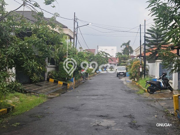 Dijual Cepat Rumah Favorit Siap Huni LB 350m2 di Rungkut, Surabaya Dijual Cepat Rumah Favorit Siap Huni LB 350m2 di Rungkut, Surabaya
