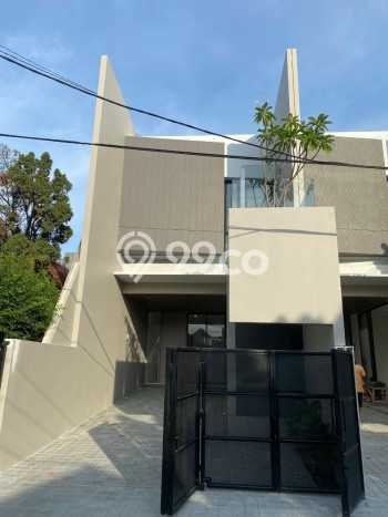 For Sale! Luxury House LT 100m2 Desain Modern di Manyar For Sale! Luxury House LT 100m2 Desain Modern di Manyar