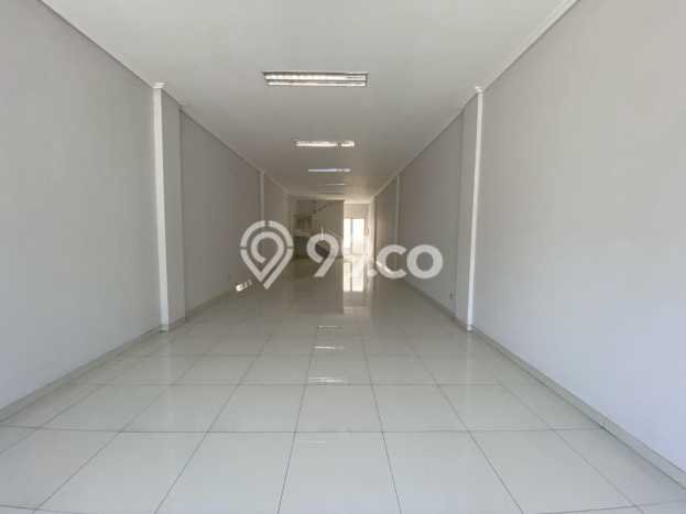 Ruko Area Bisnis di Waru, Luas 108m², Mainroad Ruko Area Bisnis di Waru, Luas 108m², Mainroad
