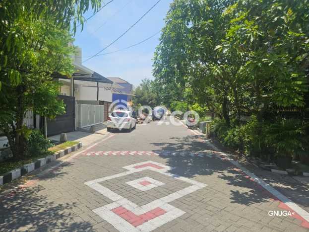 Jual Rumah Favorit Siap Huni LB 150m2 di Rungkut, Surabaya Jual Rumah Favorit Siap Huni LB 150m2 di Rungkut, Surabaya