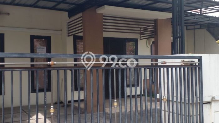 BEST LOCATION! Rumah di Jambangan, Akses ke Stasiun, 1 KM, LT 150m² LB 90m² BEST LOCATION! Rumah di Jambangan, Akses ke Stasiun, 1 KM, LT 150m² LB 90m²