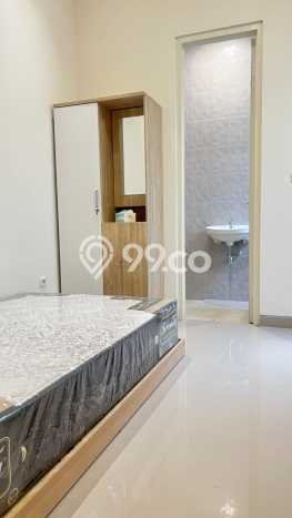 Rumah Modern Cantik 3 Kamar Bisa Langsung Pindah di Rungkut Rumah Modern Cantik 3 Kamar Bisa Langsung Pindah di Rungkut