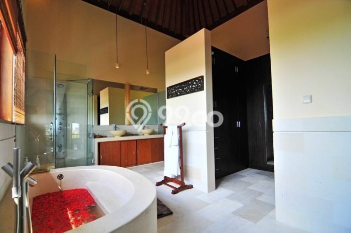 Ready to Use! Premium House LT 1870m2 Desain Modern di Balangan Ready to Use! Premium House LT 1870m2 Desain Modern di Balangan