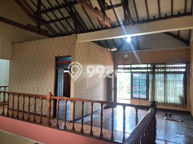 Siap Huni Hunian Elit 6 Kamar di Waru Dekat ke Mana Saja Siap Huni Hunian Elit 6 Kamar di Waru Dekat ke Mana Saja