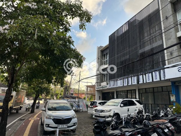 Ruko Dijual di Prime Area Badung Luas 217m2 Ruko Dijual di Prime Area Badung Luas 217m2