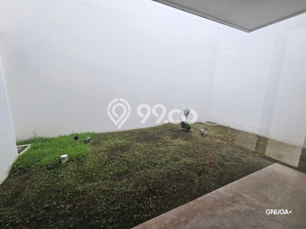 Hunian Elit LB 550m2 Siap Huni Desain Elegan di Jemursari, Surabaya Hunian Elit LB 550m2 Siap Huni Desain Elegan di Jemursari, Surabaya
