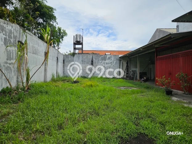 Kavling Tanah Lokasi Strategis di Rungkut, Surabaya Disewakan 300m2 Kavling Tanah Lokasi Strategis di Rungkut, Surabaya Disewakan 300m2