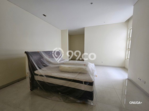 Hunian Elit LB 550m2 Siap Huni Desain Elegan di Jemursari, Surabaya Hunian Elit LB 550m2 Siap Huni Desain Elegan di Jemursari, Surabaya