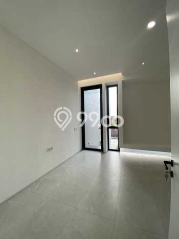 For Sale! Luxury House LT 100m2 Desain Modern di Manyar For Sale! Luxury House LT 100m2 Desain Modern di Manyar