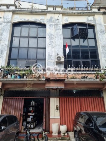 Unit Ruko Dijual di Rungkut Surabaya 400m2 Unit Ruko Dijual di Rungkut Surabaya 400m2