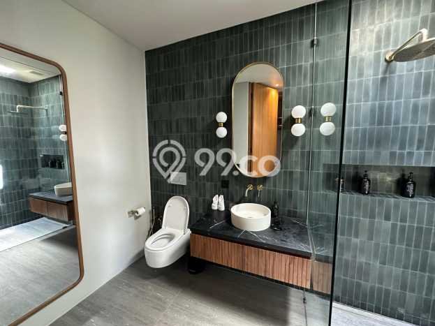 HOT DEAL! Vila Kawasan , Luas 242m2m², Area Strategis HOT DEAL! Vila Kawasan , Luas 242m2m², Area Strategis
