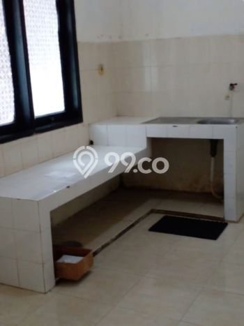 BEST LOCATION! Rumah di Jambangan, Akses ke Stasiun, 1 KM, LT 150m² LB 90m² BEST LOCATION! Rumah di Jambangan, Akses ke Stasiun, 1 KM, LT 150m² LB 90m²