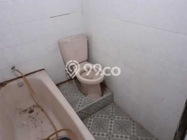 Jual Rumah Favorit Siap Huni LB 180m2 di Rungkut, Surabaya Jual Rumah Favorit Siap Huni LB 180m2 di Rungkut, Surabaya