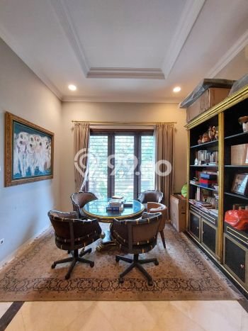 Rumah Eksklusif Siap Huni LT 717m2 di Menteng, Jakarta Pusat Rumah Eksklusif Siap Huni LT 717m2 di Menteng, Jakarta Pusat