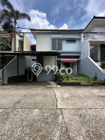Jual Rumah Luas Elegan Dengan View Eksklusif di Lebak Bulus, Jakarta Selatan Jual Rumah Luas Elegan Dengan View Eksklusif di Lebak Bulus, Jakarta Selatan