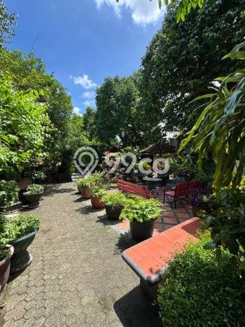 Hunian Mewah LB 500m2 Siap Huni Desain Elegan di Condet, Jakarta Timur Hunian Mewah LB 500m2 Siap Huni Desain Elegan di Condet, Jakarta Timur