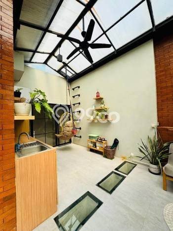 Dijual Rumah Luas Megah Dengan View Cantik di Lebak Bulus, Jakarta Selatan Dijual Rumah Luas Megah Dengan View Cantik di Lebak Bulus, Jakarta Selatan