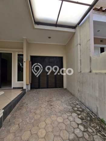 Ready to Use! Premium House LT 316m2 Desain Elegan di Pondok Indah Ready to Use! Premium House LT 316m2 Desain Elegan di Pondok Indah