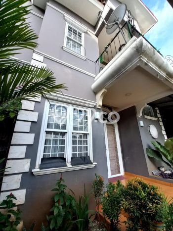 For Sale Rumah Elit Exclusive di Ciputat Timur, Tangerang Selatan For Sale Rumah Elit Exclusive di Ciputat Timur, Tangerang Selatan