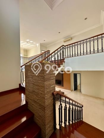 Rumah Bagus Disewakan di Cipete, Jakarta Selatan LT 910m2, LB 800m2 Rumah Bagus Disewakan di Cipete, Jakarta Selatan LT 910m2, LB 800m2