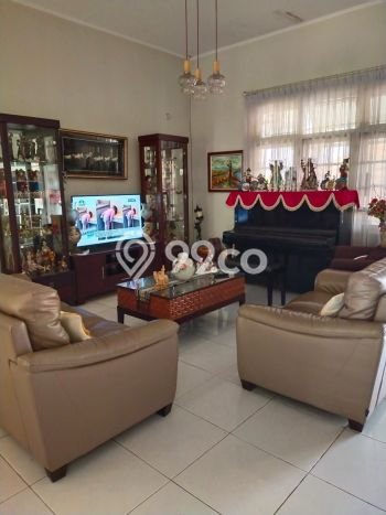 Siap Huni Hunian Elit 5 Kamar di Cinere Dekat ke Mana Pun Siap Huni Hunian Elit 5 Kamar di Cinere Dekat ke Mana Pun