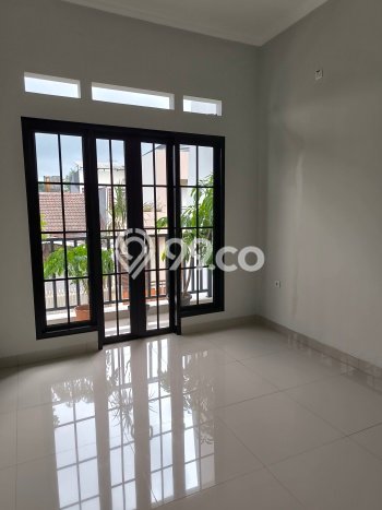 Hunian Cantik Modern Lb 135m2 di Cinere, Depok Hunian Cantik Modern Lb 135m2 di Cinere, Depok