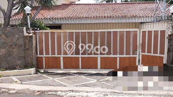 Sewa Rumah Strategis LT 1400m2 / LB 750m2 di Kemang, Jakarta Selatan Sewa Rumah Strategis LT 1400m2 / LB 750m2 di Kemang, Jakarta Selatan