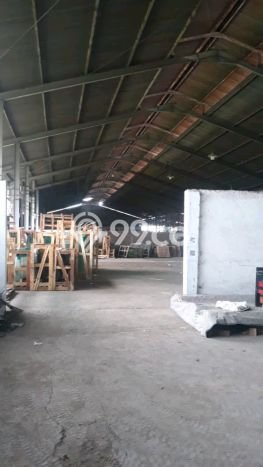 Area Ramai! Gudang Dijual di Cimanggis untuk Bisnis Luas Bangunan 1.85e+07m2 Area Ramai! Gudang Dijual di Cimanggis untuk Bisnis Luas Bangunan 1.85e+07m2