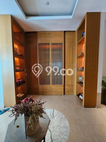 FOR SALE Hunian Apartemen High-Class di Kebayoran Baru dengan 3 Kamar Tidur & Luas 450m2 FOR SALE Hunian Apartemen High-Class di Kebayoran Baru dengan 3 Kamar Tidur & Luas 450m2