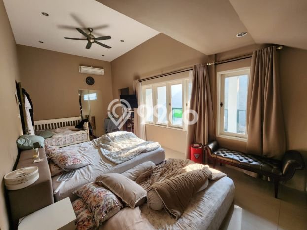 Dijual Rumah Premium dengan Fasilitas Sekitar Lengkap di Cinere, Depok Dijual Rumah Premium dengan Fasilitas Sekitar Lengkap di Cinere, Depok