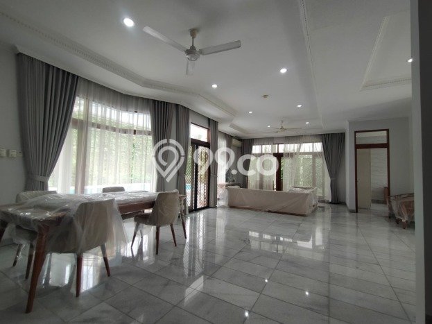 Disewakan! Rumah 5 Kamar Tidur &
5 Kamar Mandi di Tb Simatupang, Jakarta Selatan Disewakan! Rumah 5 Kamar Tidur &
5 Kamar Mandi di Tb Simatupang, Jakarta Selatan