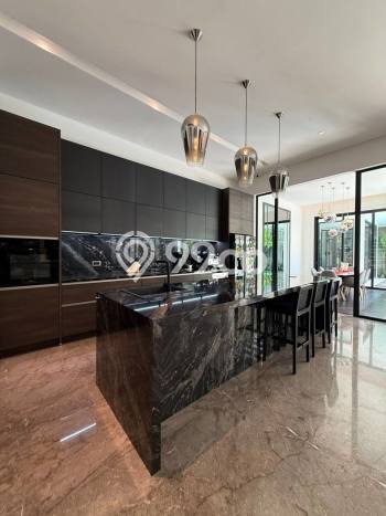 Jual Rumah Luas Megah Dengan View Eksklusif di Cipete, Jakarta Selatan Jual Rumah Luas Megah Dengan View Eksklusif di Cipete, Jakarta Selatan