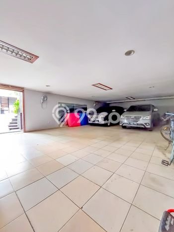 Rumah Eksklusif Siap Huni LT 717m2 di Menteng, Jakarta Pusat Rumah Eksklusif Siap Huni LT 717m2 di Menteng, Jakarta Pusat
