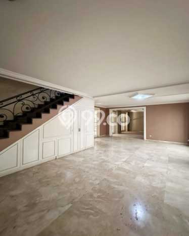 Siap Huni Rumah Mewah 5 Kamar di Menteng Dekat ke Mana Pun Siap Huni Rumah Mewah 5 Kamar di Menteng Dekat ke Mana Pun