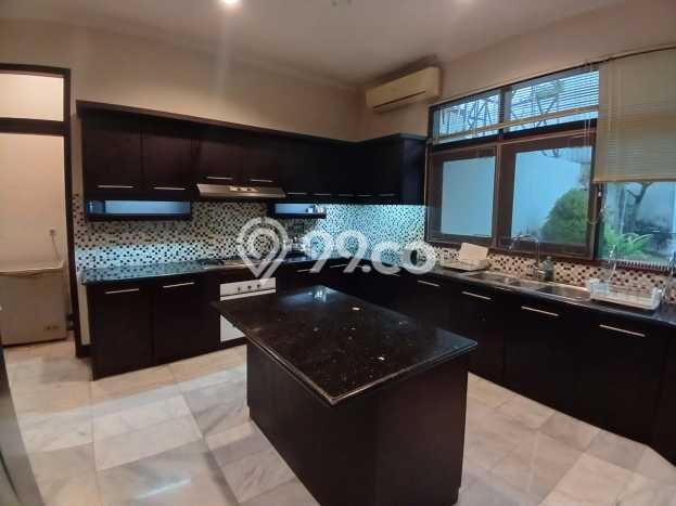 For Sale! Premium House LT 883m2 Desain Elegan di Cipete For Sale! Premium House LT 883m2 Desain Elegan di Cipete