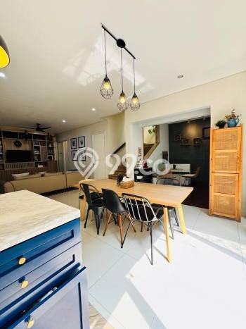 Dijual Rumah Luas Megah Dengan View Cantik di Lebak Bulus, Jakarta Selatan Dijual Rumah Luas Megah Dengan View Cantik di Lebak Bulus, Jakarta Selatan