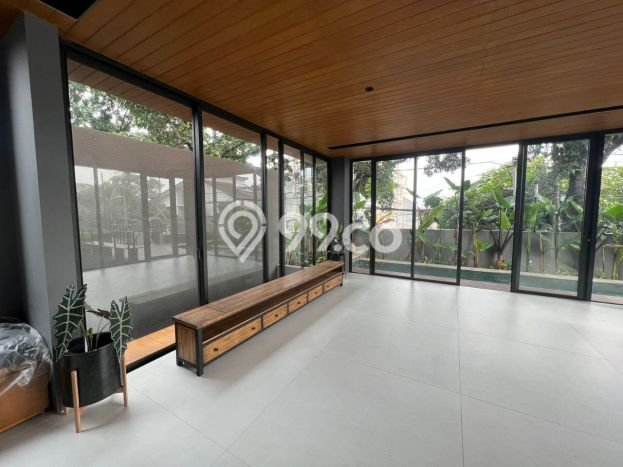 Hunian Mewah LB 425m2 Siap Huni Desain Elegan di Kemang, Jakarta Selatan Hunian Mewah LB 425m2 Siap Huni Desain Elegan di Kemang, Jakarta Selatan