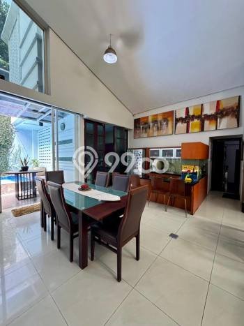 Rumah Elit LB 300m2 Siap Huni Desain Elegan di Ragunan, Jakarta Selatan Rumah Elit LB 300m2 Siap Huni Desain Elegan di Ragunan, Jakarta Selatan