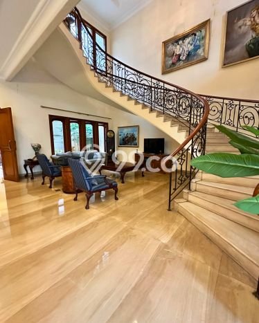 Dijual Rumah Premium dengan Fasilitas Sekitar Komplit di Menteng, Jakarta Pusat Dijual Rumah Premium dengan Fasilitas Sekitar Komplit di Menteng, Jakarta Pusat