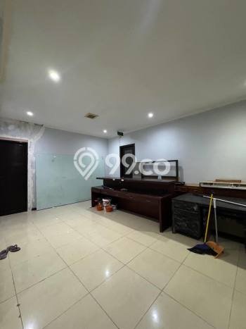 Unit Kantor Dijual di Kebayoran Baru Jakarta Selatan Luas Bangunan 230m2 Unit Kantor Dijual di Kebayoran Baru Jakarta Selatan Luas Bangunan 230m2