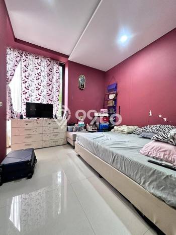 Hunian Elit LB 270m2 Siap Huni Desain Elegan di Lebak Bulus, Jakarta Selatan Hunian Elit LB 270m2 Siap Huni Desain Elegan di Lebak Bulus, Jakarta Selatan