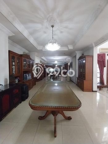 Rumah Mewah LB -1000m2 Siap Pakai Desain Elegan di Pondok Indah, Jakarta Selatan Rumah Mewah LB -1000m2 Siap Pakai Desain Elegan di Pondok Indah, Jakarta Selatan