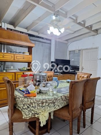 Hunian Mewah Dijual LT 308m2 di Cinere, Depok Hunian Mewah Dijual LT 308m2 di Cinere, Depok