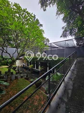 Ready to Use! Luxury House LT 1344m2 Desain Modern di Kemang Ready to Use! Luxury House LT 1344m2 Desain Modern di Kemang