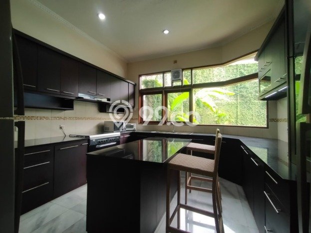 Disewakan! Rumah 5 Kamar Tidur &
5 Kamar Mandi di Tb Simatupang, Jakarta Selatan Disewakan! Rumah 5 Kamar Tidur &
5 Kamar Mandi di Tb Simatupang, Jakarta Selatan